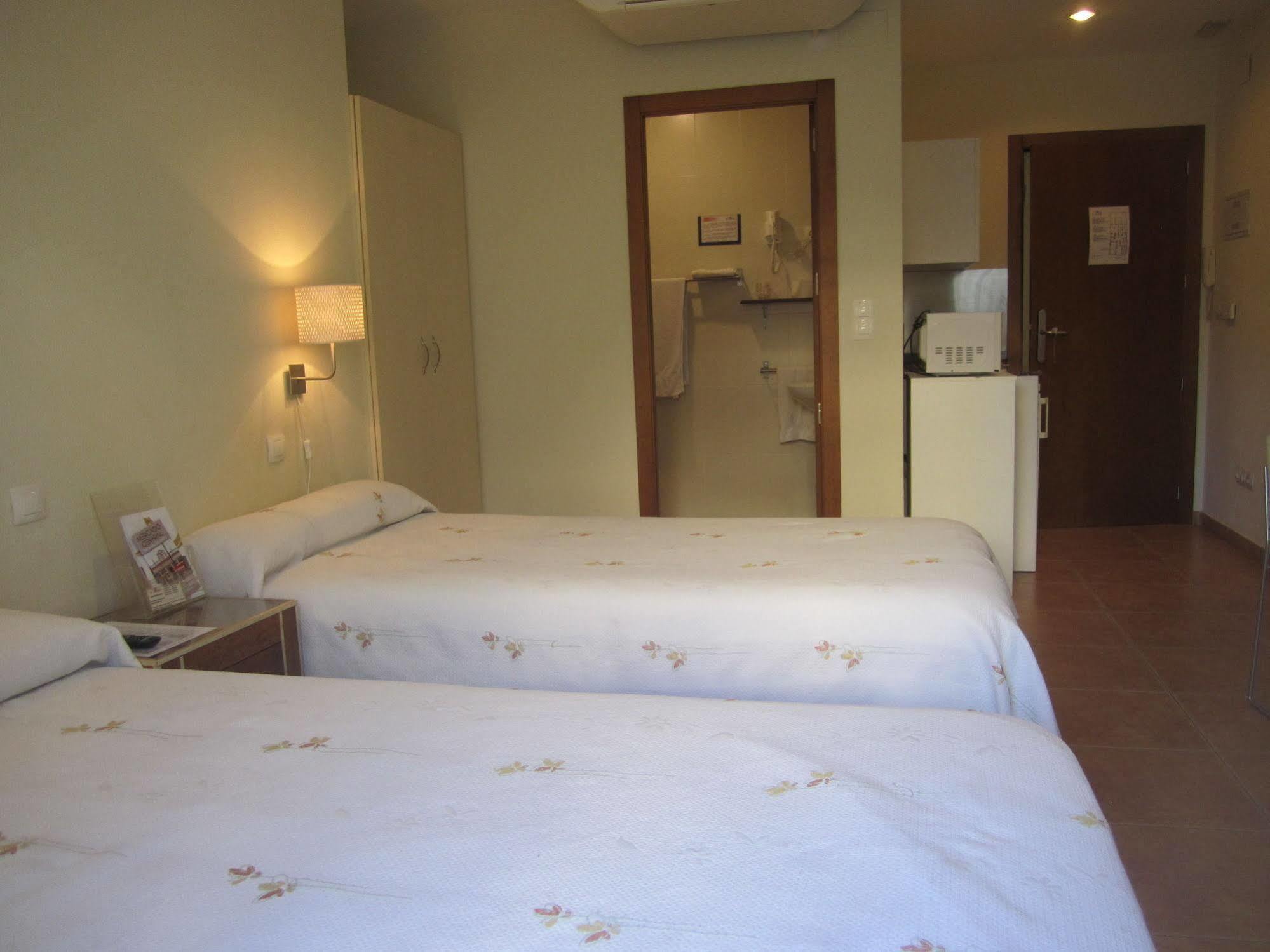 Hostal El Estudio Almansa Exteriér fotografie