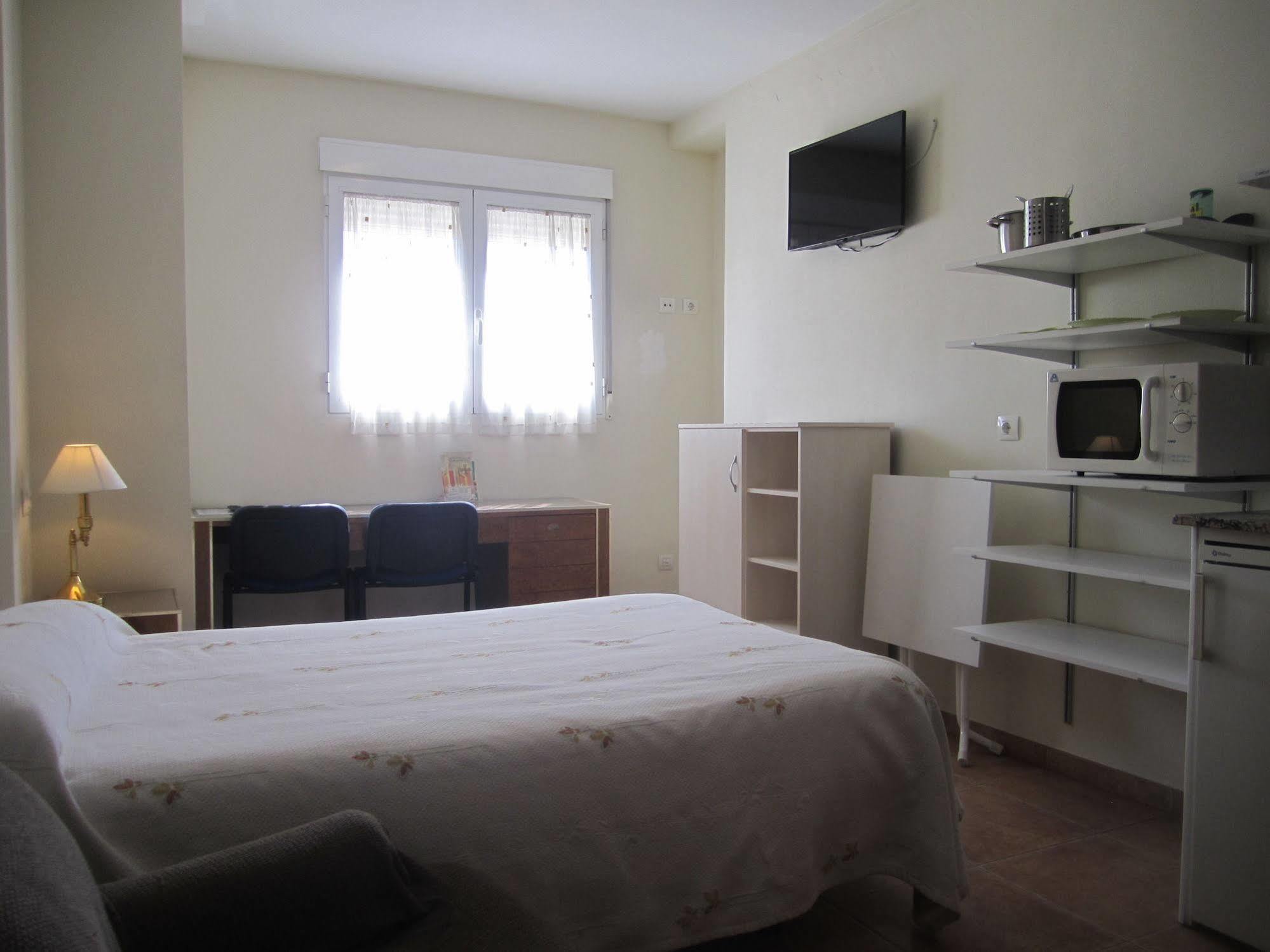 Hostal El Estudio Almansa Exteriér fotografie